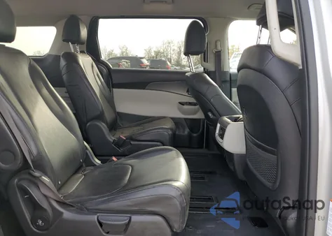 2022 Kia Carnival Lx z USA, uszkodzony, nr VIN KNDNB4H31N6110341